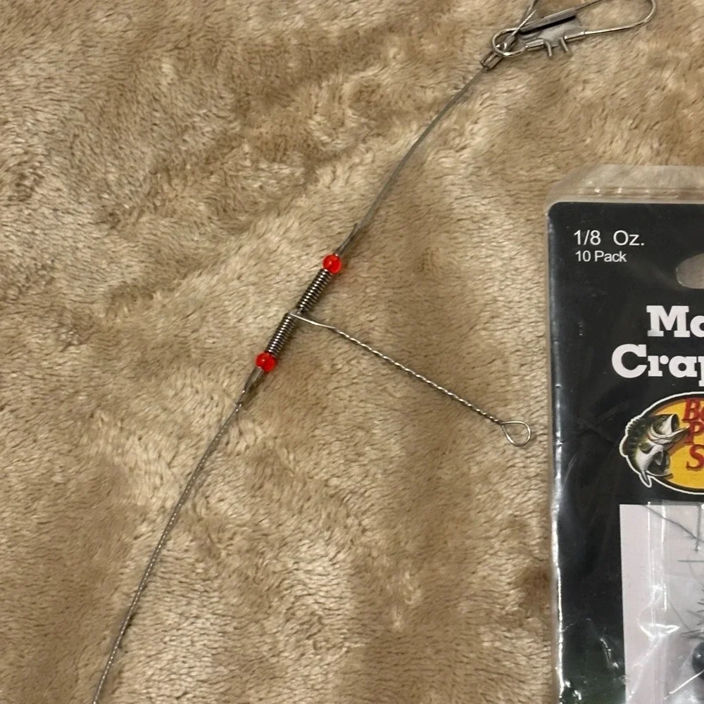 Bass Pro Shops Crappie Fishing Lot – Marabou Jigs + 2 Wire Spinner Rigs